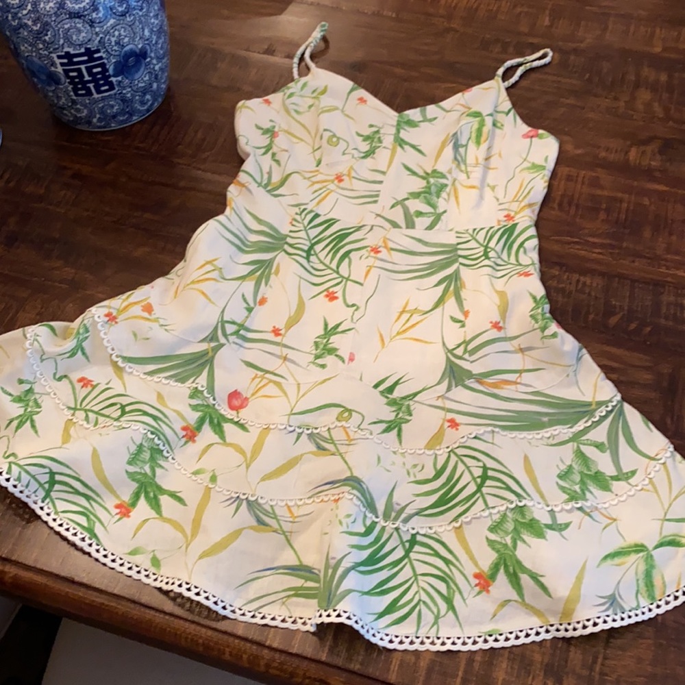 A loves a floral print dress - Picture 2 of 6